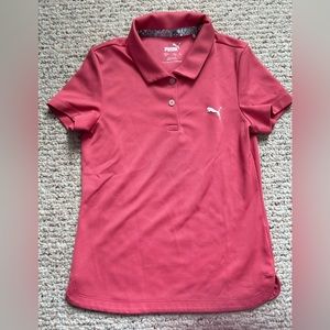 Adorable golf shirt, salmon color size M. Excellent condition!